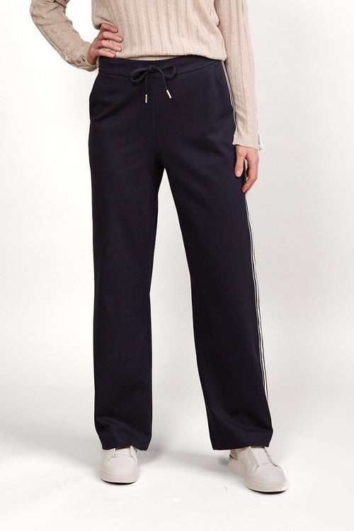 Wide leg full length pull on with side stripe detail