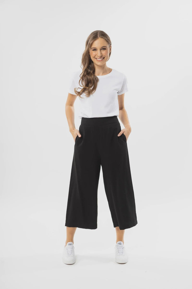 Essential Wide leg pants crop black