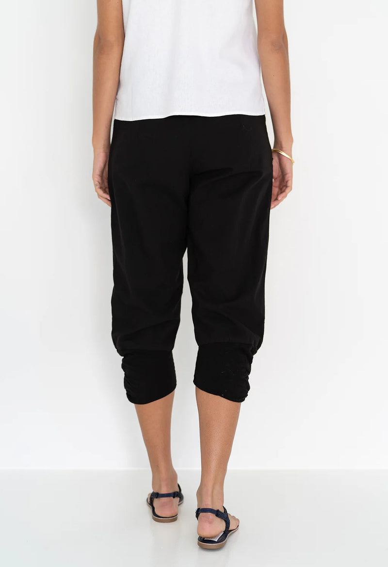 Castaway pant black