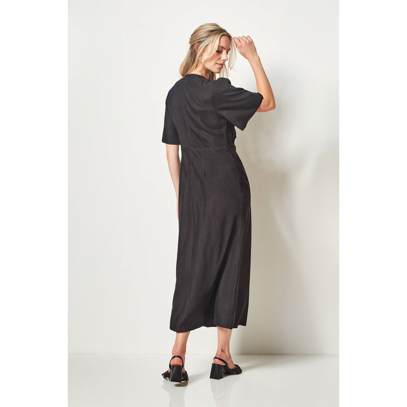Primrose dress black (Last one size XL)