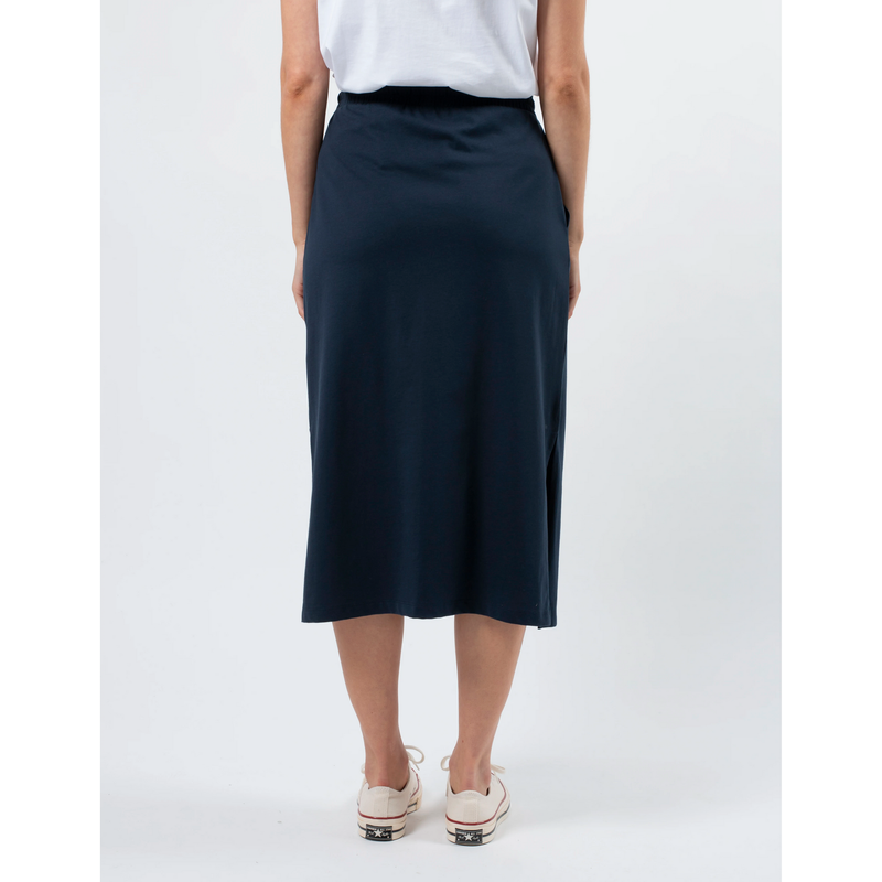 Essential skirt navy (Last one size 8)