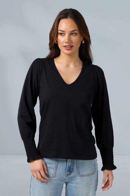 Maeve top black