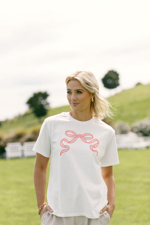 Chris tee white blossom bow