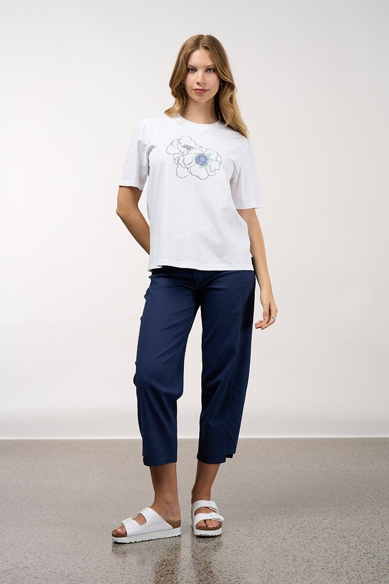Outro tee Poetic
