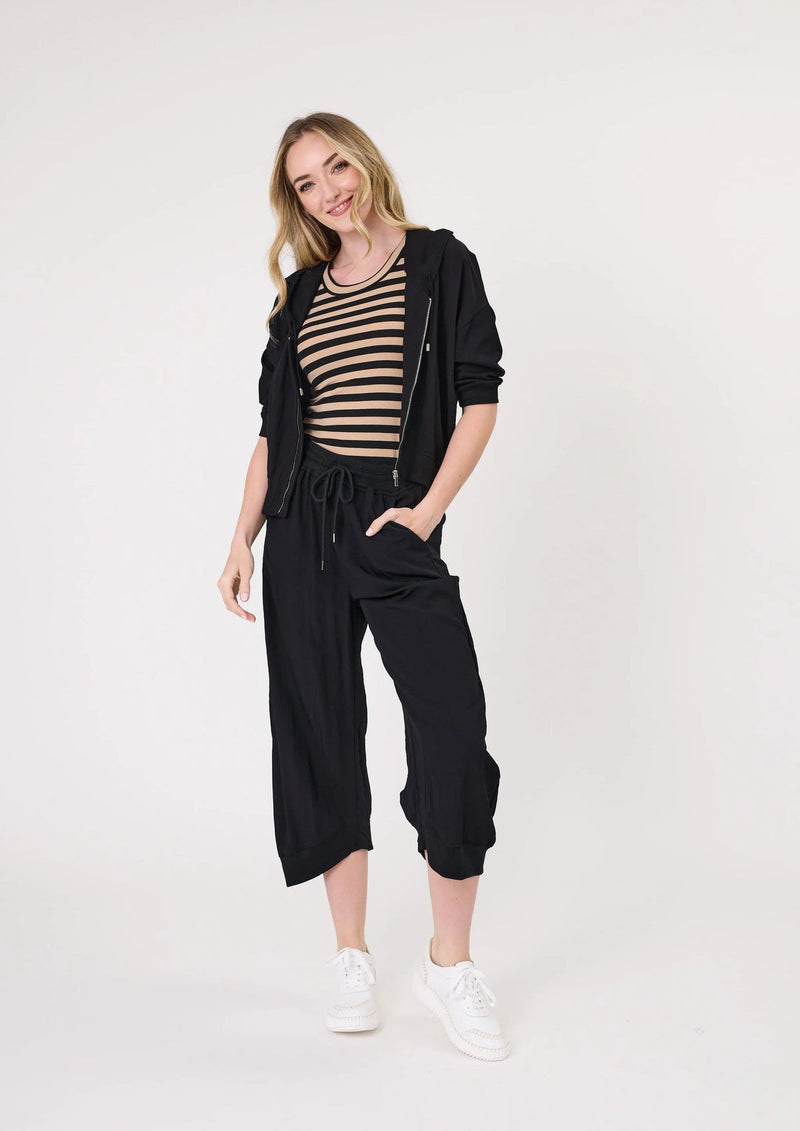 Larissa pant black