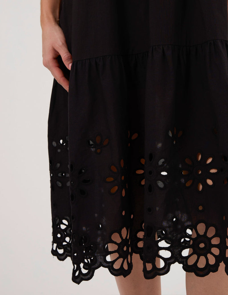 Lainey dress black