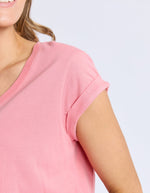 Manley V Tee Rose