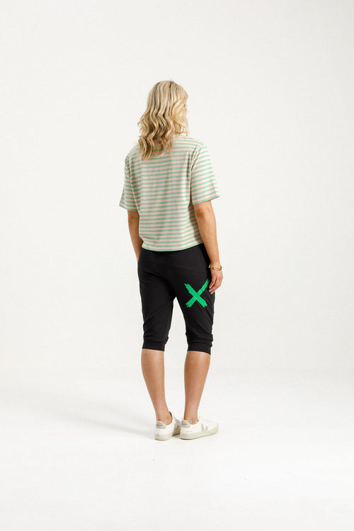3/4 Apartment pants black kelly green