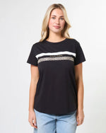 Classic Tee black true icon stripe