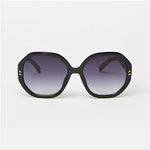 Sunglass Newport black - By Design Fashions